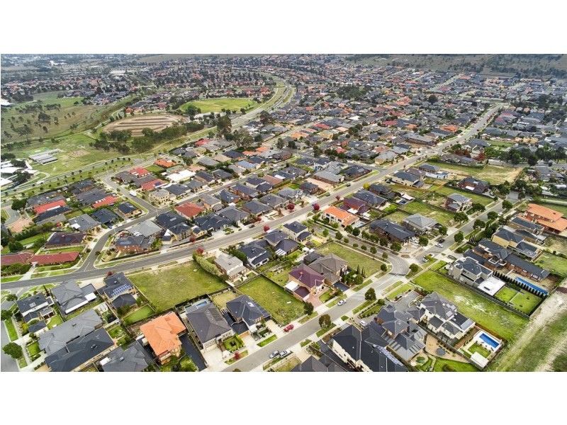 22 Skyline Drive, South Morang VIC 3752