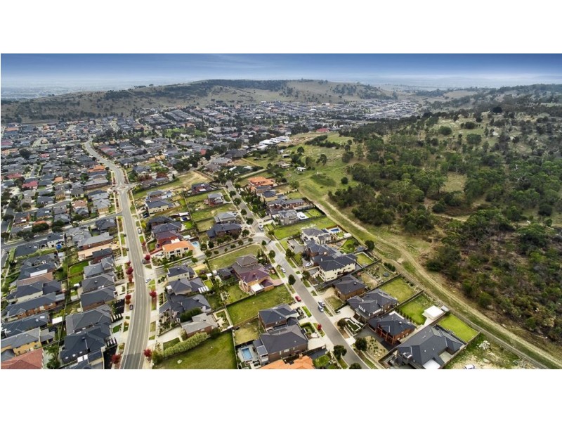 22 Skyline Drive, South Morang VIC 3752