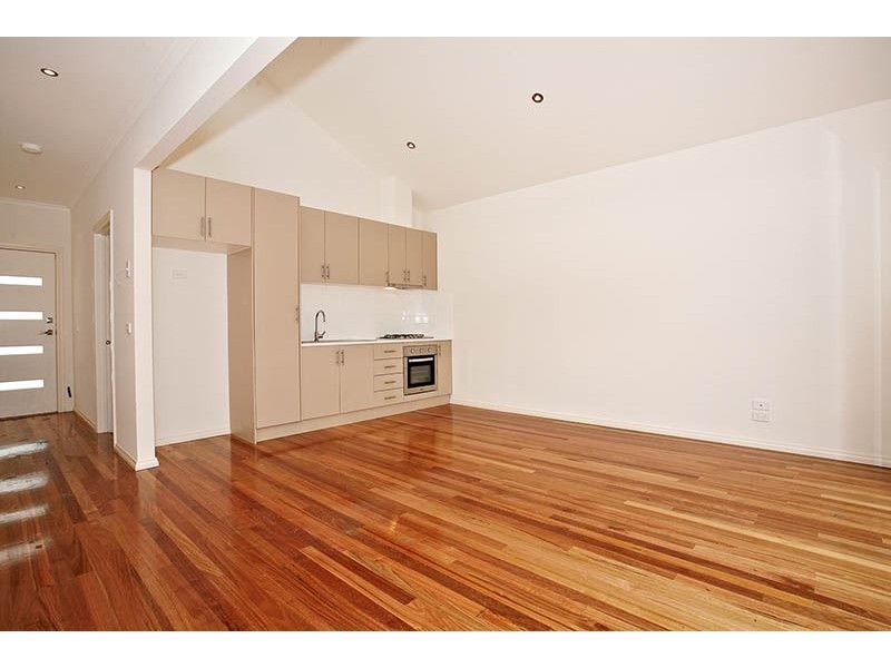 5/88 Purinuan Road, Reservoir VIC 3073