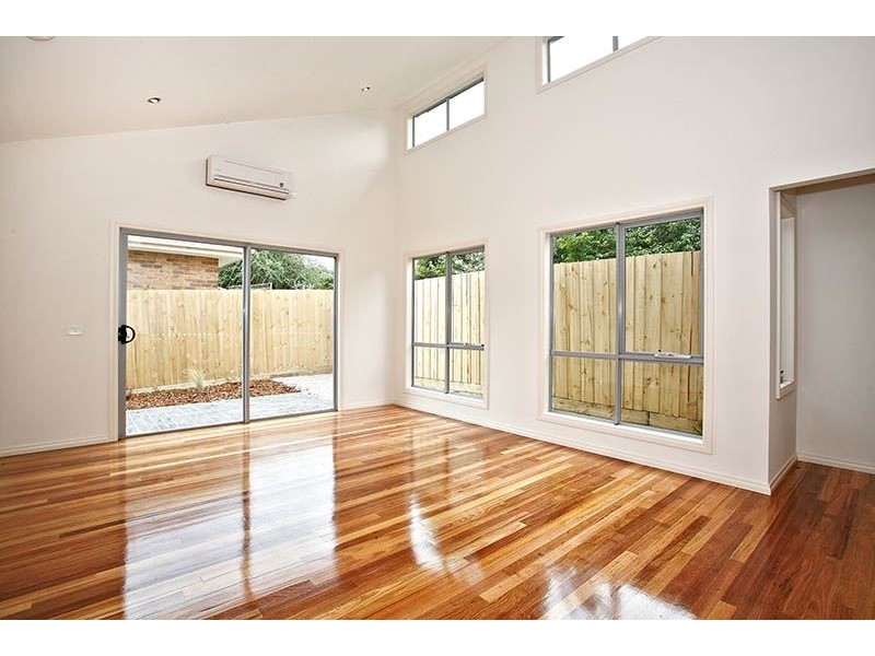 5/88 Purinuan Road, Reservoir VIC 3073