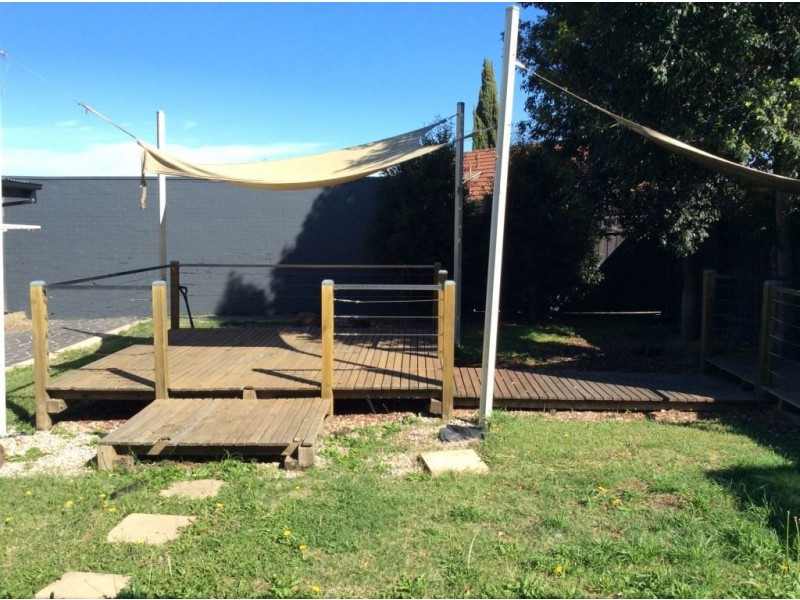 29 Banksia Avenue, Thomastown VIC 3074