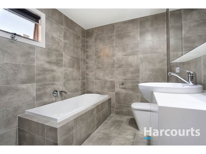 2/27 Mount View Road, Thomastown VIC 3074