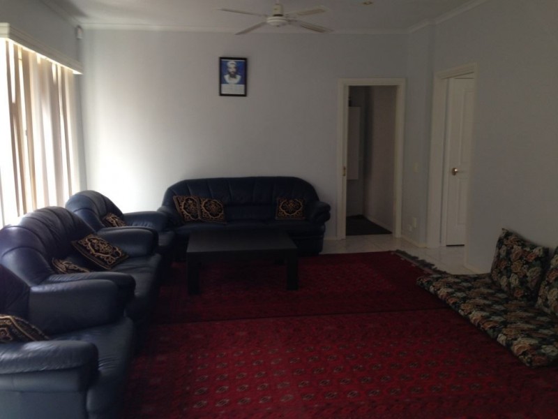 7 Linton Drive, Thomastown VIC 3074