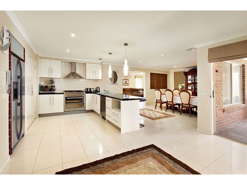 4 Parlette Terrace, South Morang VIC 3752