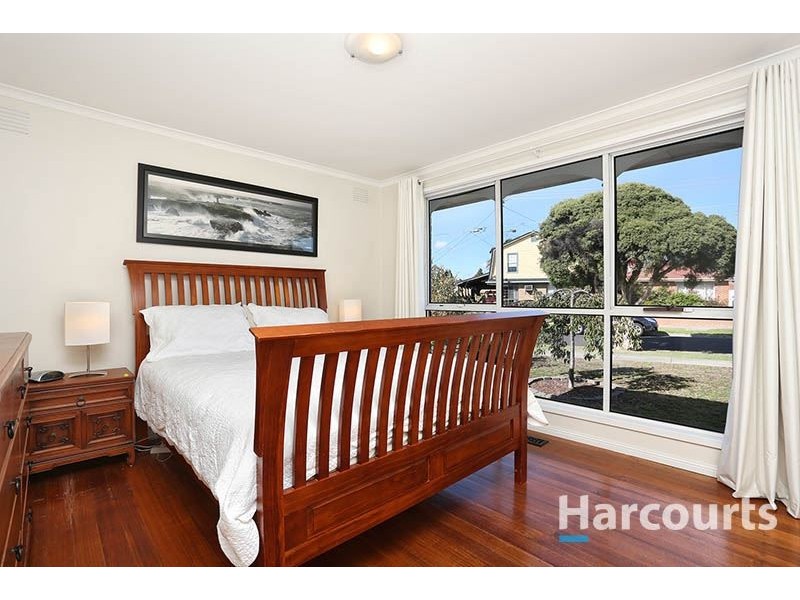 30 Cumberland Crescent, Thomastown VIC 3074