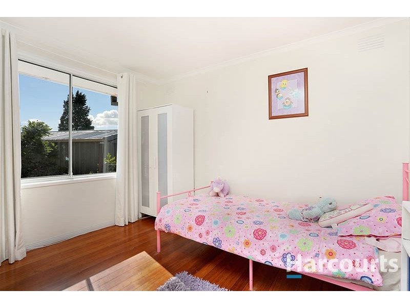 30 Cumberland Crescent, Thomastown VIC 3074