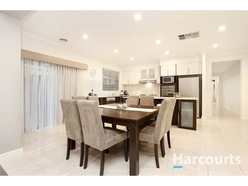 23 Poppy Drive, South Morang VIC 3752