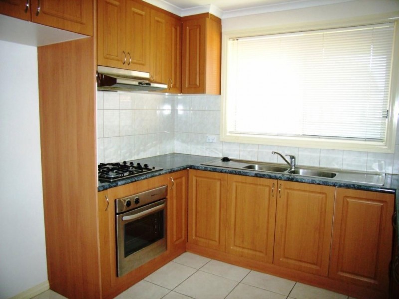 1/11 Pleasant Road, Thomastown VIC 3074