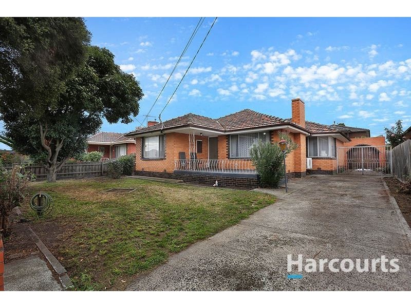 8 Currawong Avenue, Lalor VIC 3075