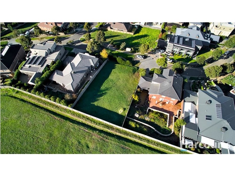 31 Kanooka Avenue, South Morang VIC 3752