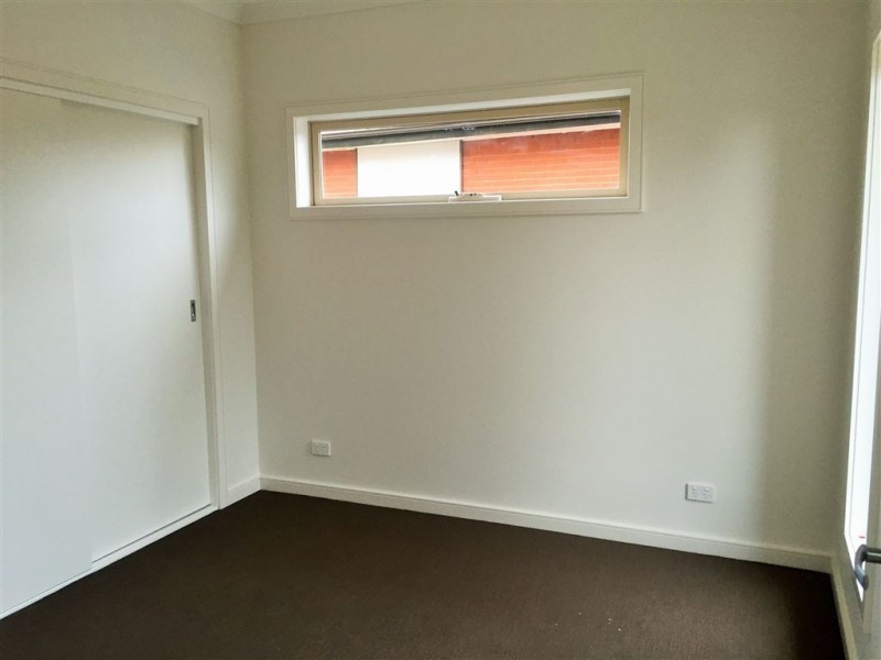 1/8 Edgewood Close, Thomastown VIC 3074