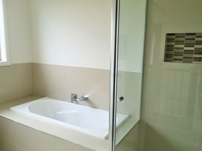 1/8 Edgewood Close, Thomastown VIC 3074