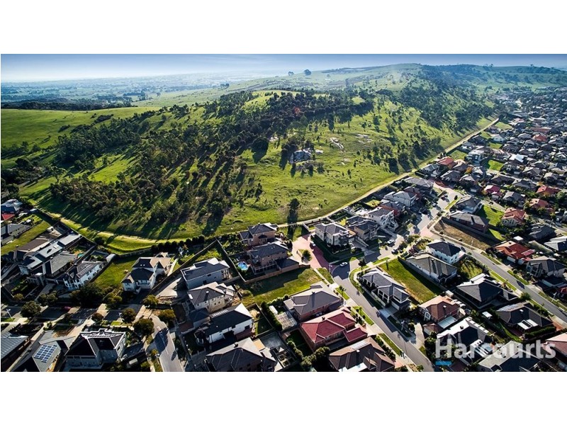 15 Lyons Rise, South Morang VIC 3752