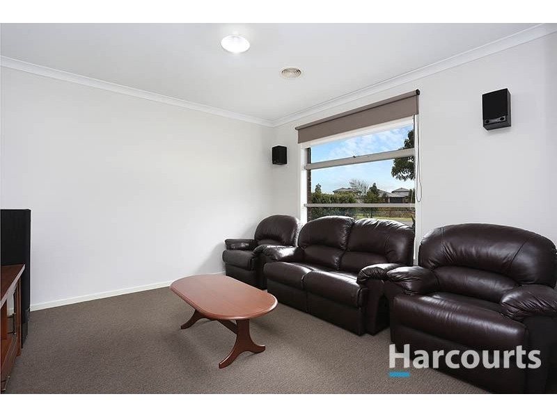 16 O’Callaghan Avenue, Lalor VIC 3075