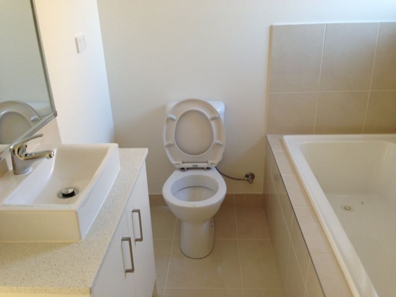 1/34 Messmate Street, Lalor VIC 3075