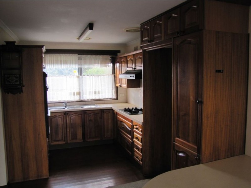 4 Fiesta Court, Thomastown VIC 3074