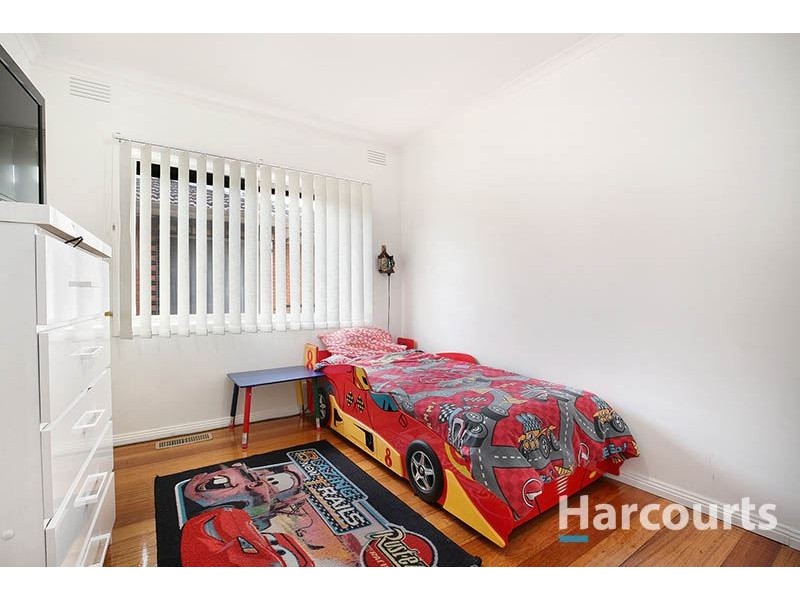 1 Karingal Way, Thomastown VIC 3074