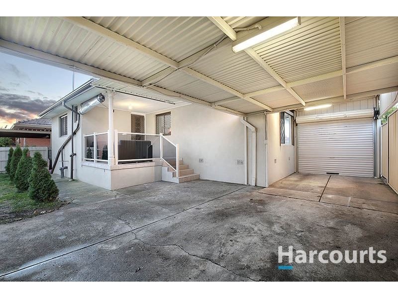 1 Karingal Way, Thomastown VIC 3074
