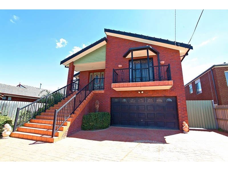 50 Benaroon Drive, Lalor VIC 3075