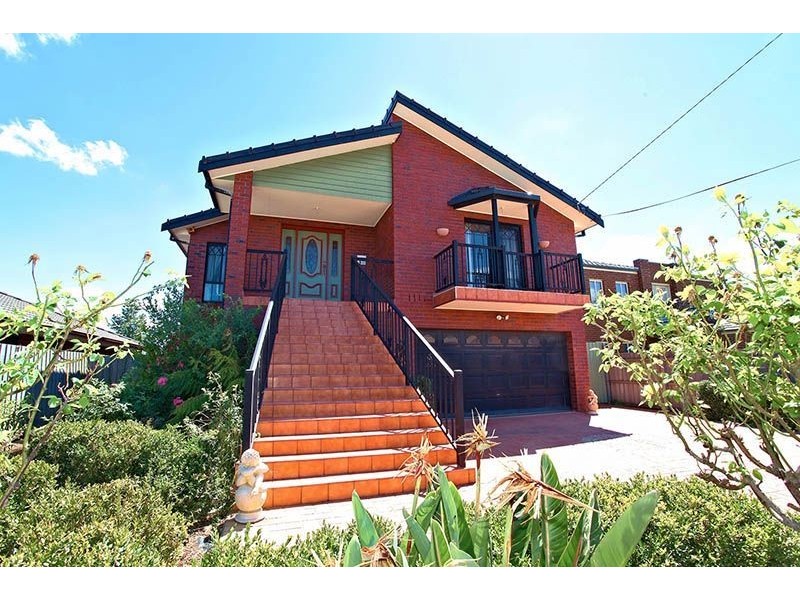50 Benaroon Drive, Lalor VIC 3075