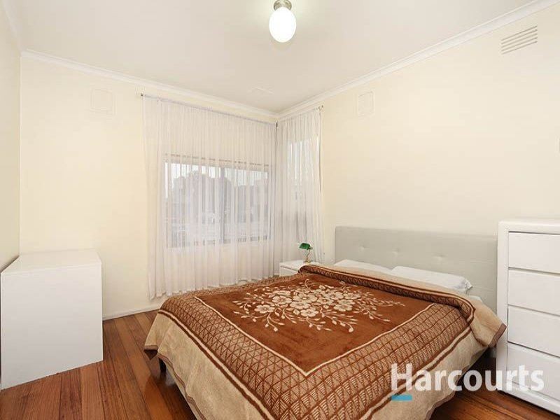 1/62 Coulstock Street, Epping VIC 3076