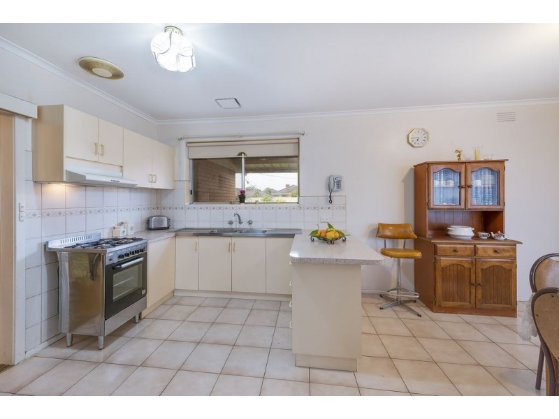 79 Curtin Avenue, Lalor VIC 3075