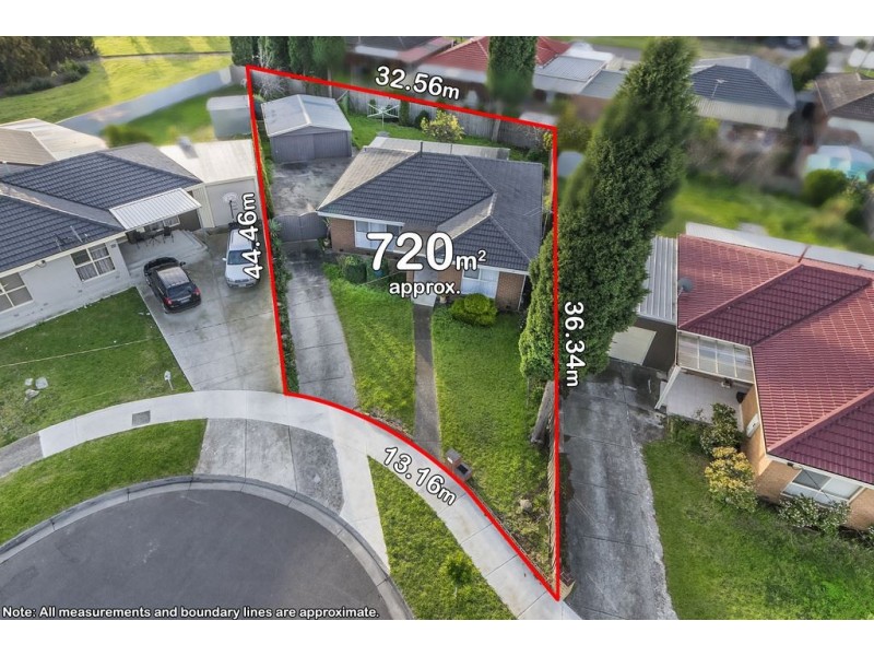 9 Pinnacle Court, Lalor VIC 3075