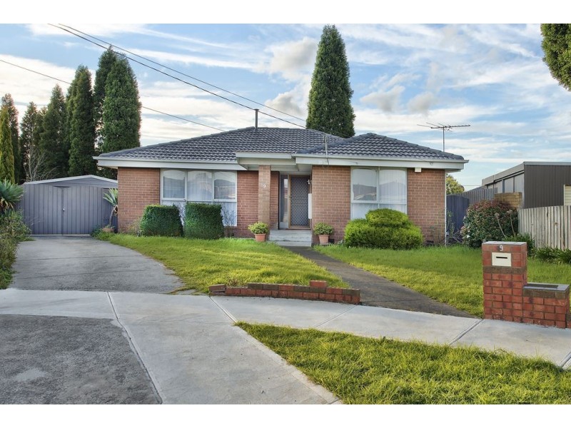 9 Pinnacle Court, Lalor VIC 3075