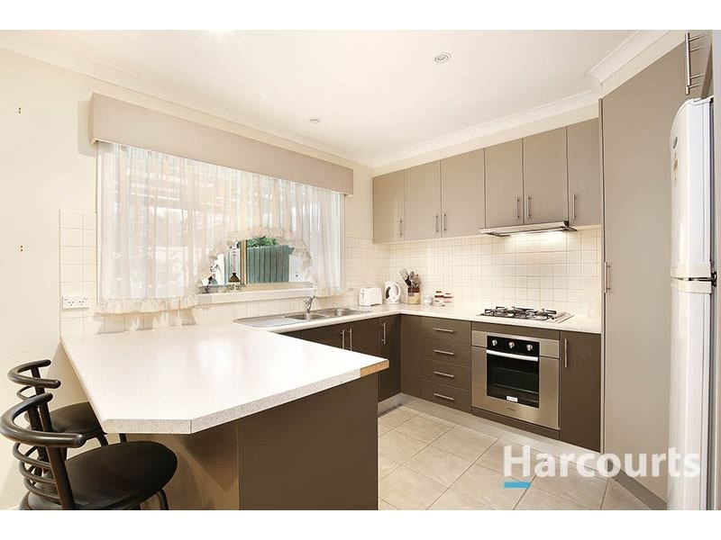 8B Newton Crescent, Lalor VIC 3075