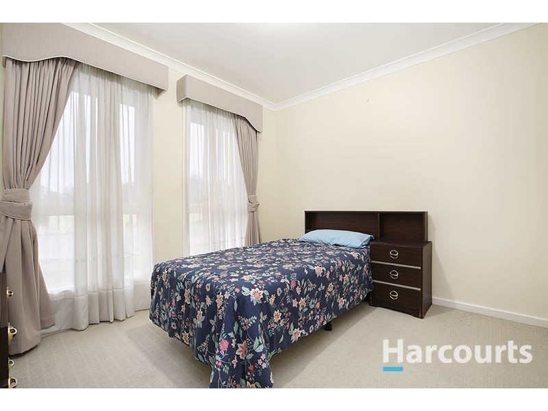 8B Newton Crescent, Lalor VIC 3075