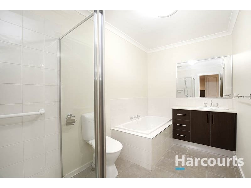 8B Newton Crescent, Lalor VIC 3075