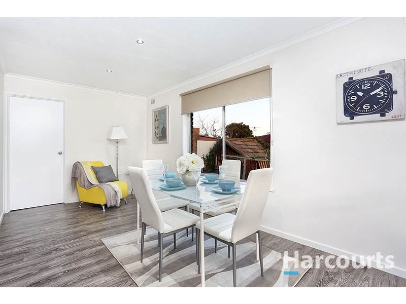 2 Debbie Court, Mill Park VIC 3082