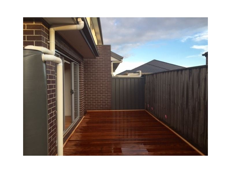 4/3 Redding Rise, Epping VIC 3076