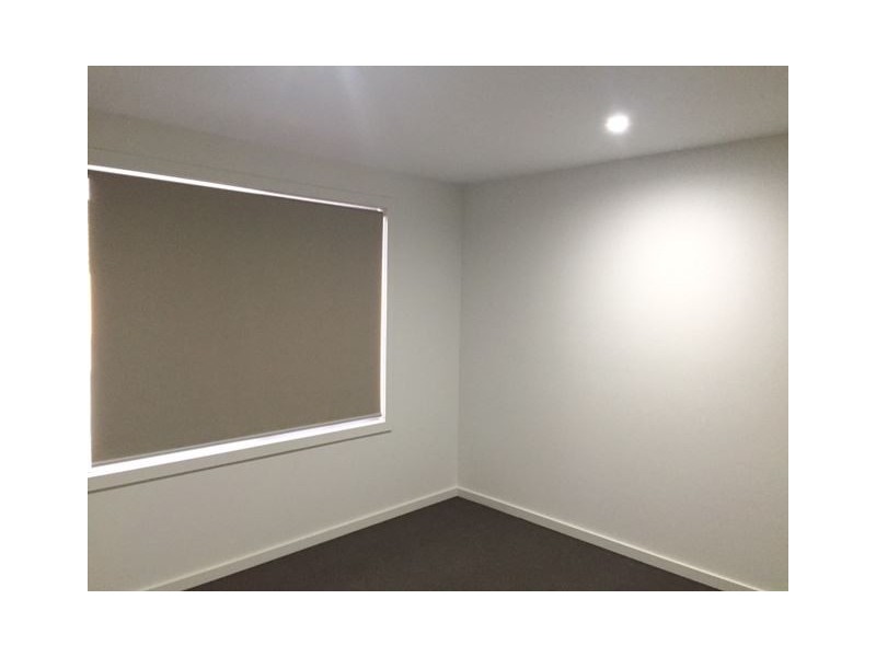 4/13 Blainey Crescent, Epping VIC 3076