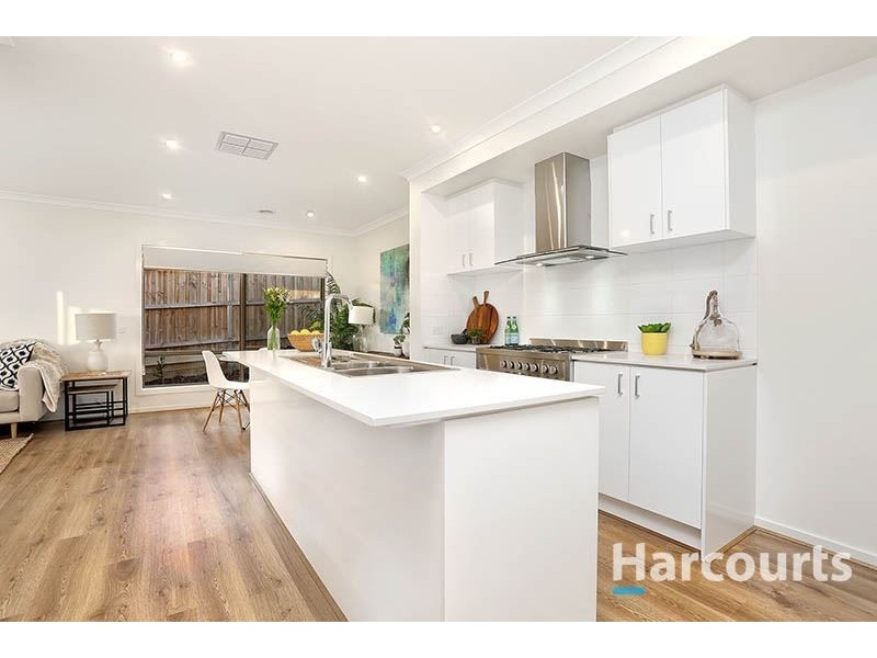 5 Kingbird Crescent, Doreen VIC 3754