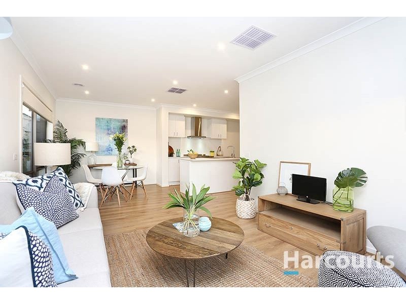 5 Kingbird Crescent, Doreen VIC 3754