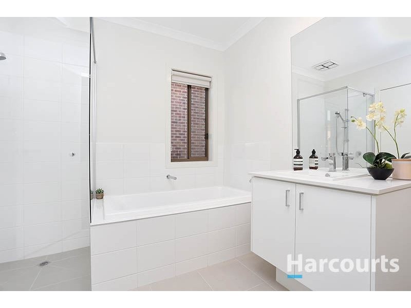5 Kingbird Crescent, Doreen VIC 3754