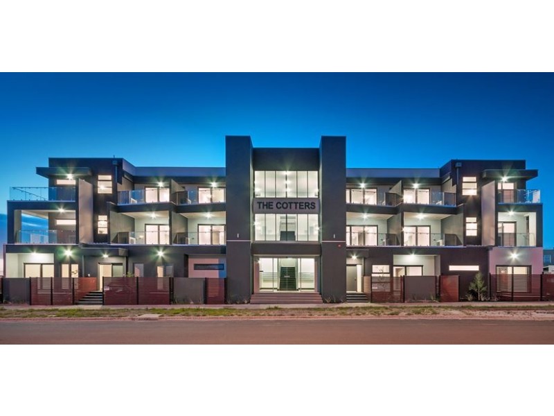 13/1B Jarama Boulevard, Epping VIC 3076