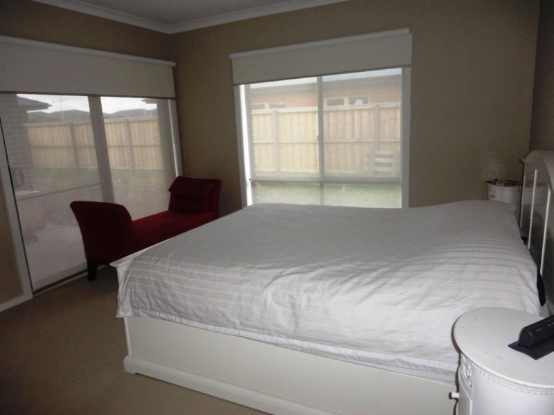 12 Mirka Drive, Lalor VIC 3075