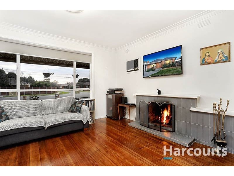 1/30 Prince Andrew Avenue, Lalor VIC 3075