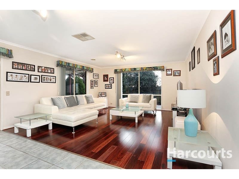 12 Perry Court, Roxburgh Park VIC 3064