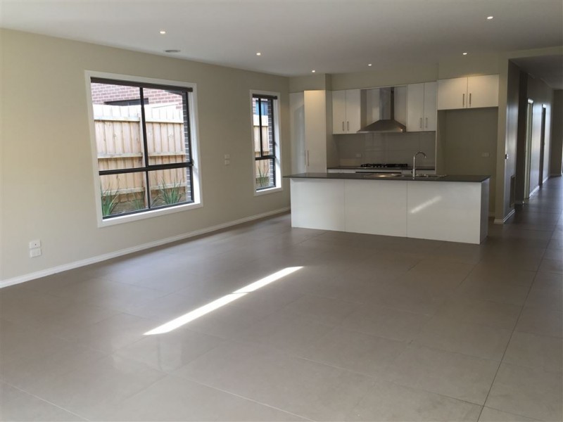 4 Tooten Road, Wollert VIC 3750