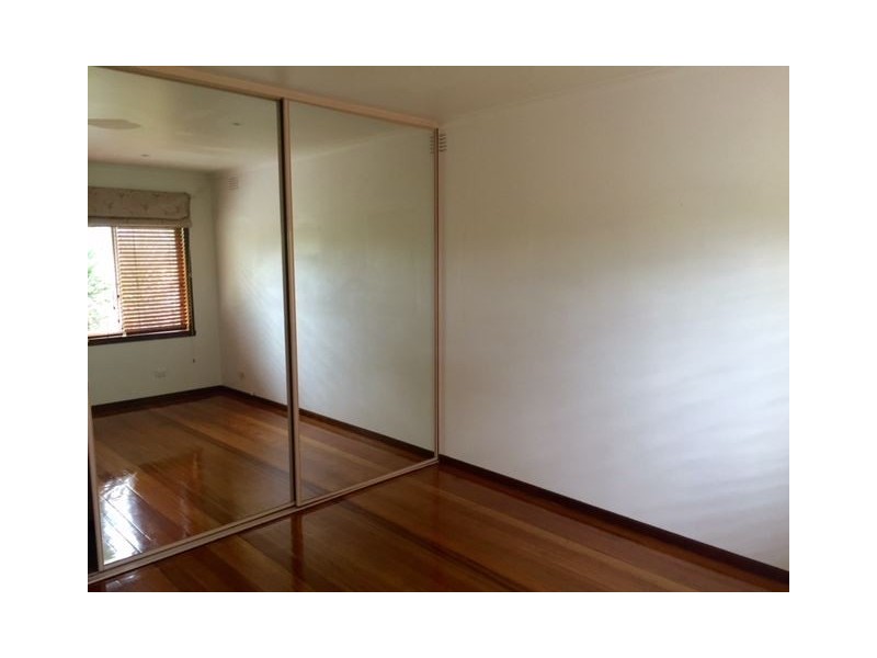 207 The Boulevard, Thomastown VIC 3074