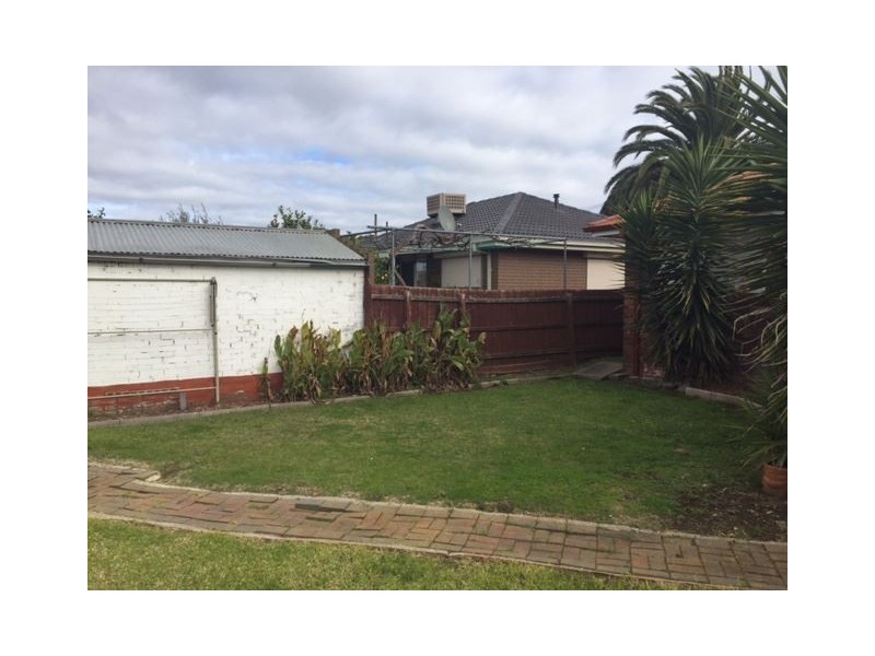 207 The Boulevard, Thomastown VIC 3074