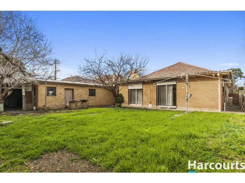 3 Clarke Street, Thomastown VIC 3074