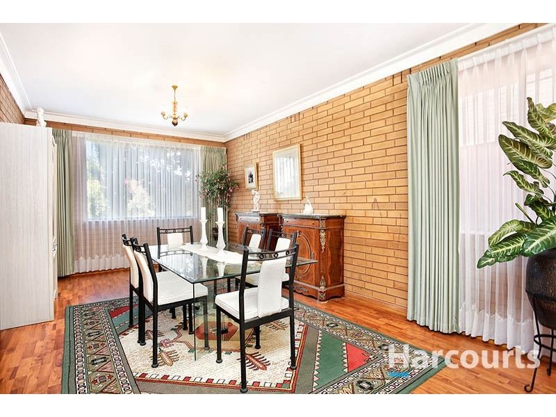 10 Purinuan Road, Reservoir VIC 3073