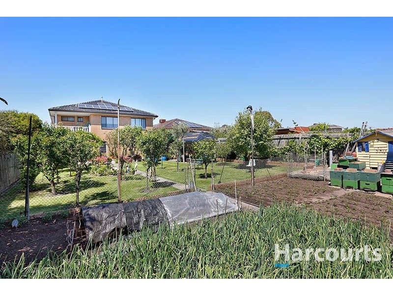 10 Purinuan Road, Reservoir VIC 3073