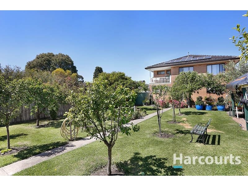 10 Purinuan Road, Reservoir VIC 3073