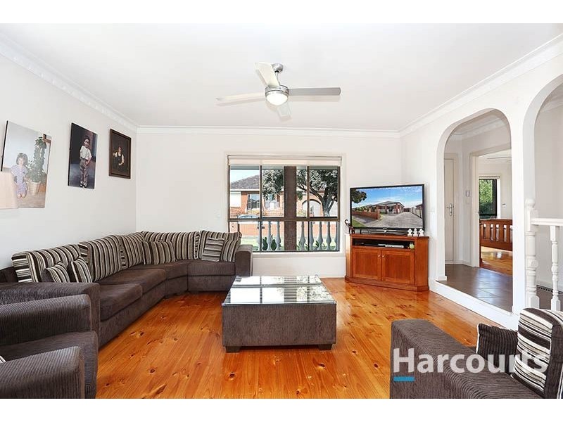 38 Robinvale Avenue, Thomastown VIC 3074