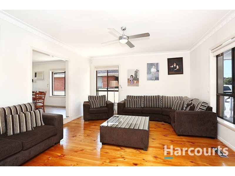 38 Robinvale Avenue, Thomastown VIC 3074